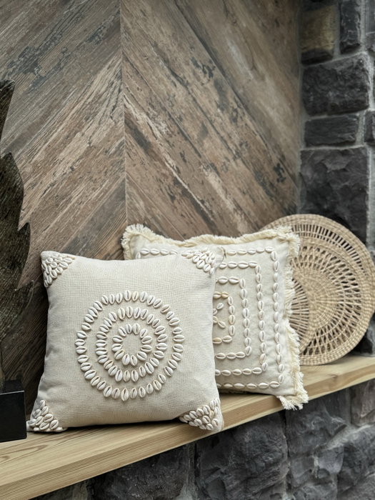 Aberto Design Funda de Cojín con Diseño de Conchas Marinas, Beige, 43 x 43 cm Aberto Design Funda de Cojín con Diseño de Conchas Marinas, Beige, 43 x 43 cm